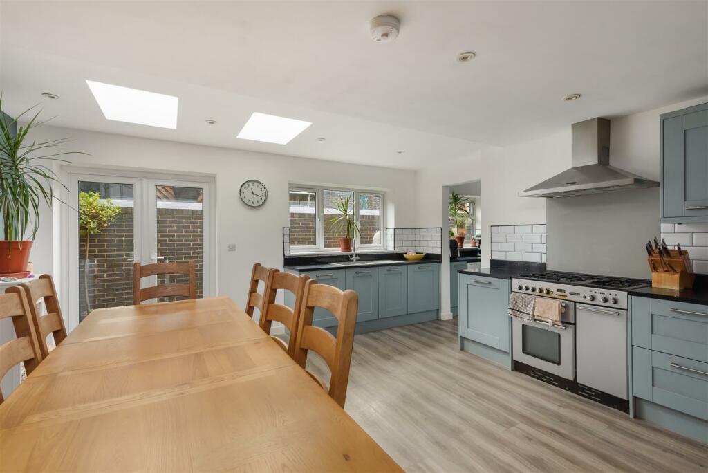 Additional image 4 of Shearwater Avenue, Whitstable