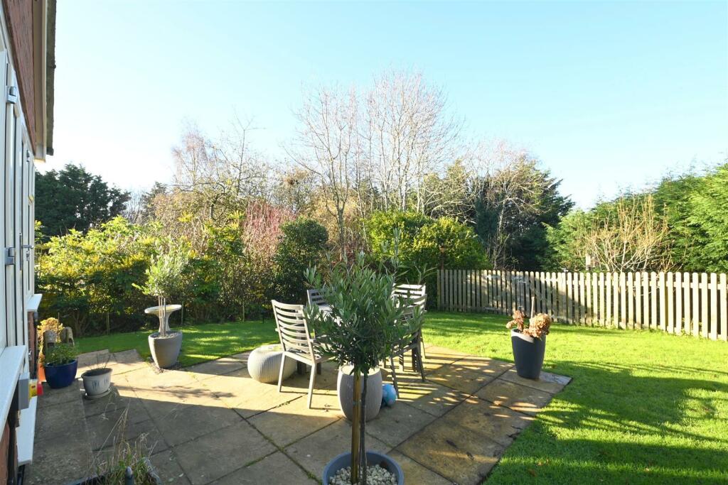 Additional image 29 of Knights Place, Burton on Trent, DE15