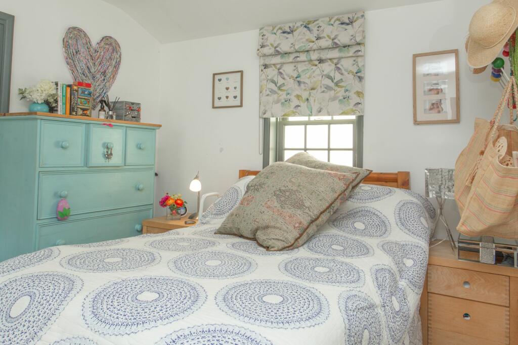 Additional image 37 of Island Wall, Whitstable, CT5