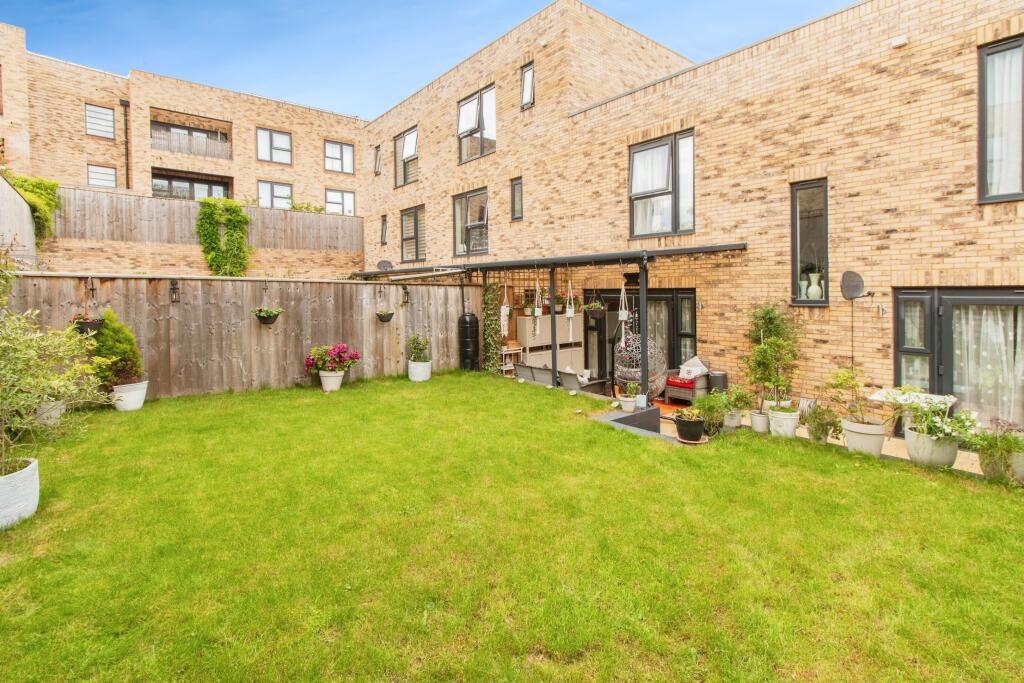 Additional image 13 of Ballast Road, Erith, DA8