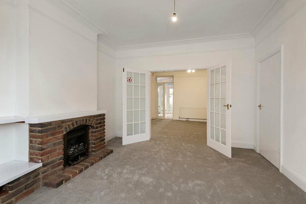 Additional image 17 of Park Crescent, Erith, DA8