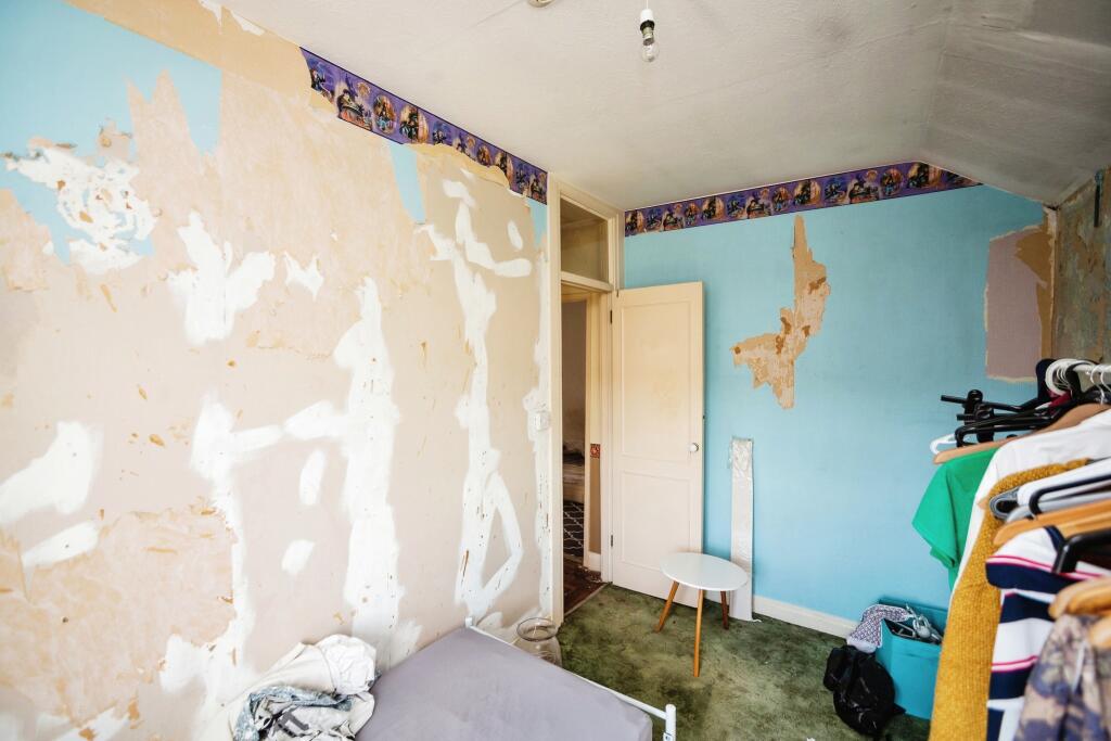 Additional image 12 of Walnut Tree Avenue, Dartford, DA1