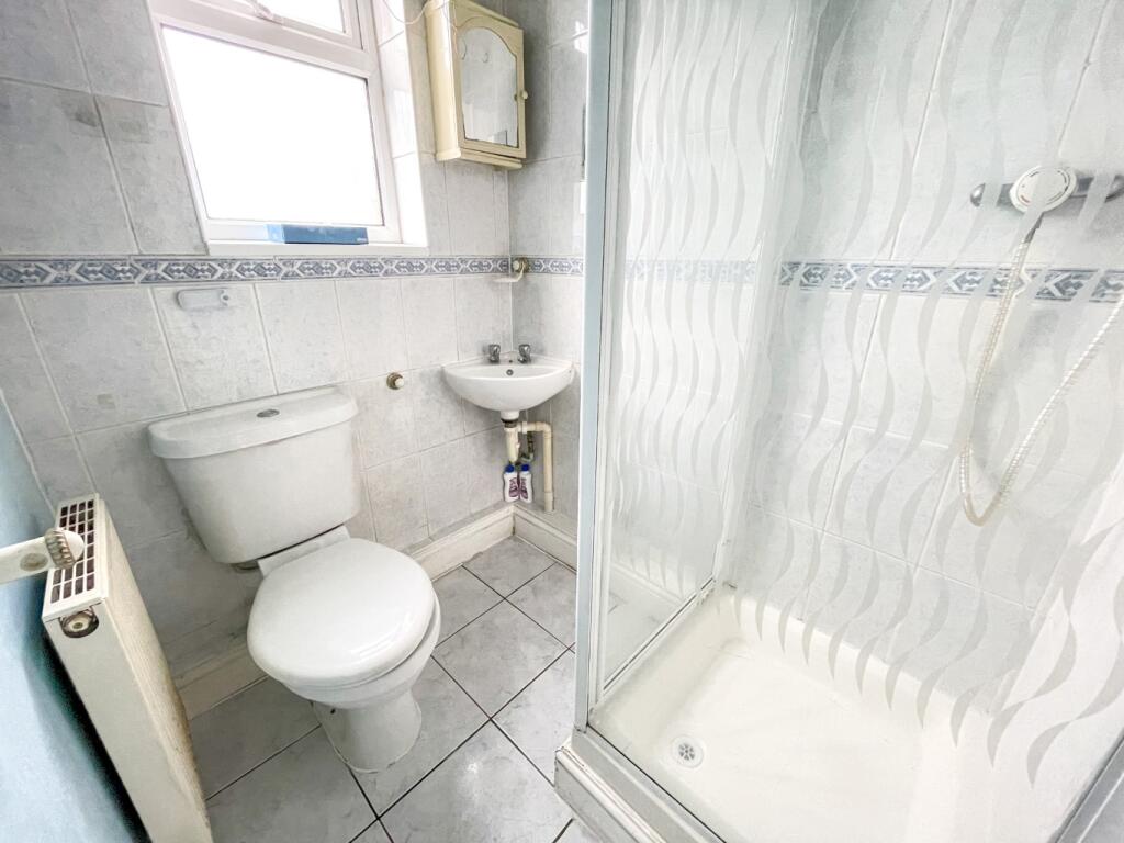 Additional image 8 of Glen View, Gravesend, Kent, DA12