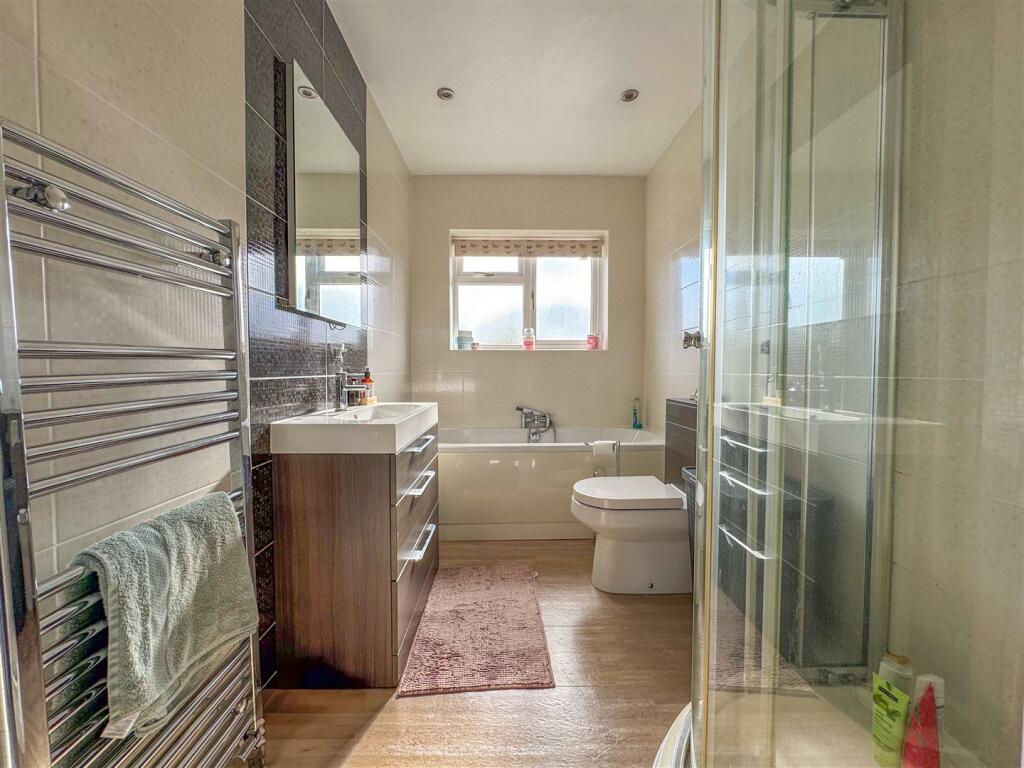 Additional image 21 of Milby Drive, St Nicolas Park