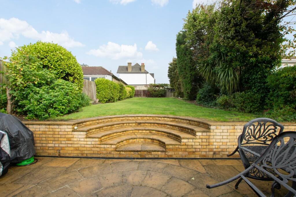 Additional image 15 of Blackfen Road, Sidcup, DA15