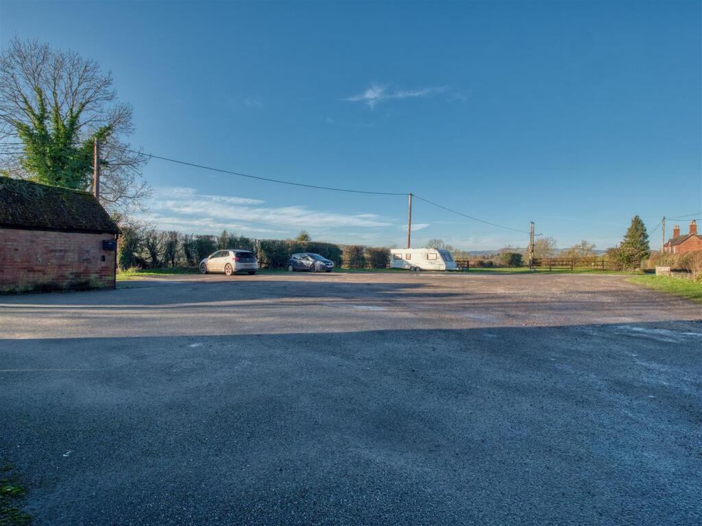 Additional image 12 of The Roston Inn, Roston, Ashbourne