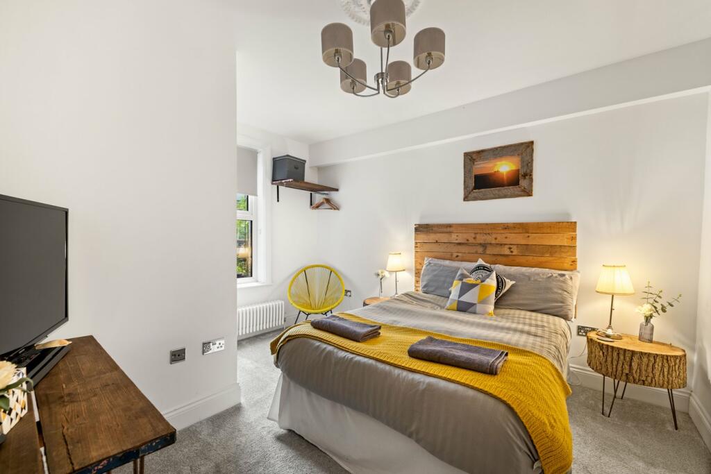 Additional image 9 of Wear Bay Crescent, Folkestone, CT19