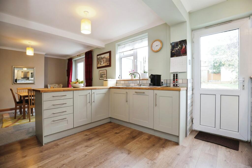 Additional image 13 of Shakespeare Gardens, RUGBY