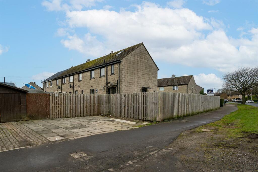 Additional image 15 of Ballantrae Gardens, Dundee