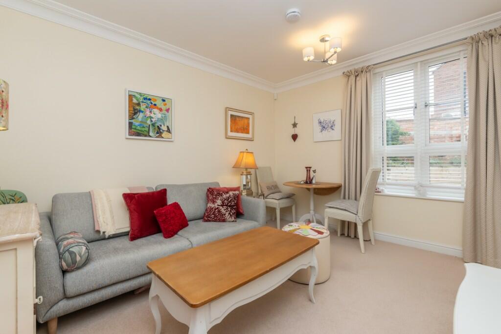 Additional image 5 of Rosefield Cottage, Lillington Avenue, Leamington Spa, Warwickshire, CV32