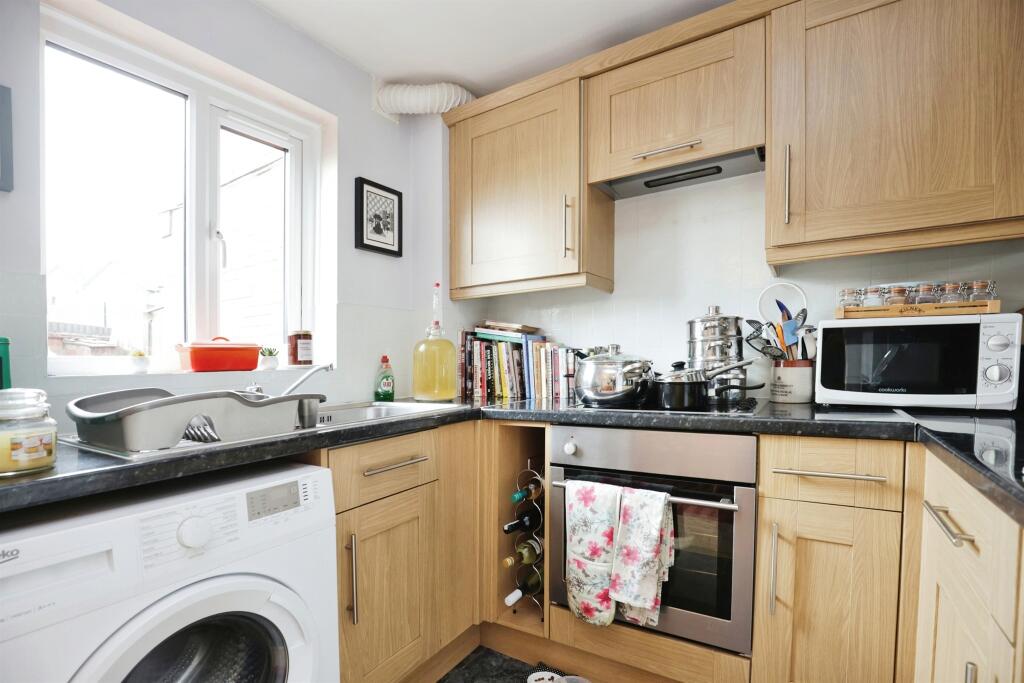 Additional image 12 of Alexandra Court, KENILWORTH