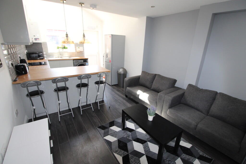 Additional image 4 of Coronation Road, Coventry, CV1 5BX