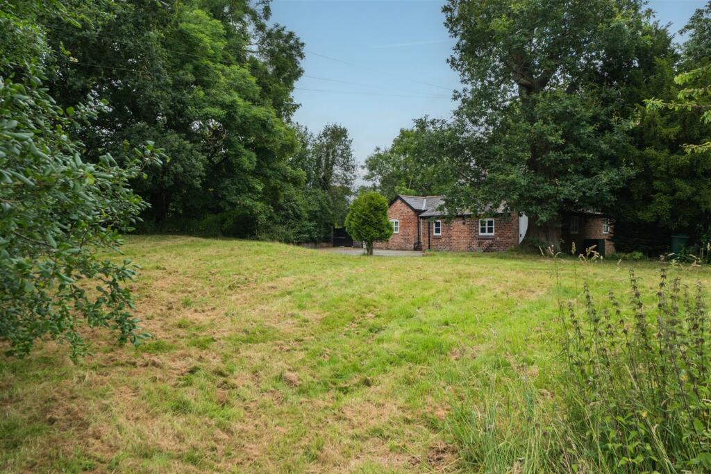 Additional image 39 of Whitchurch Road, Beeston
