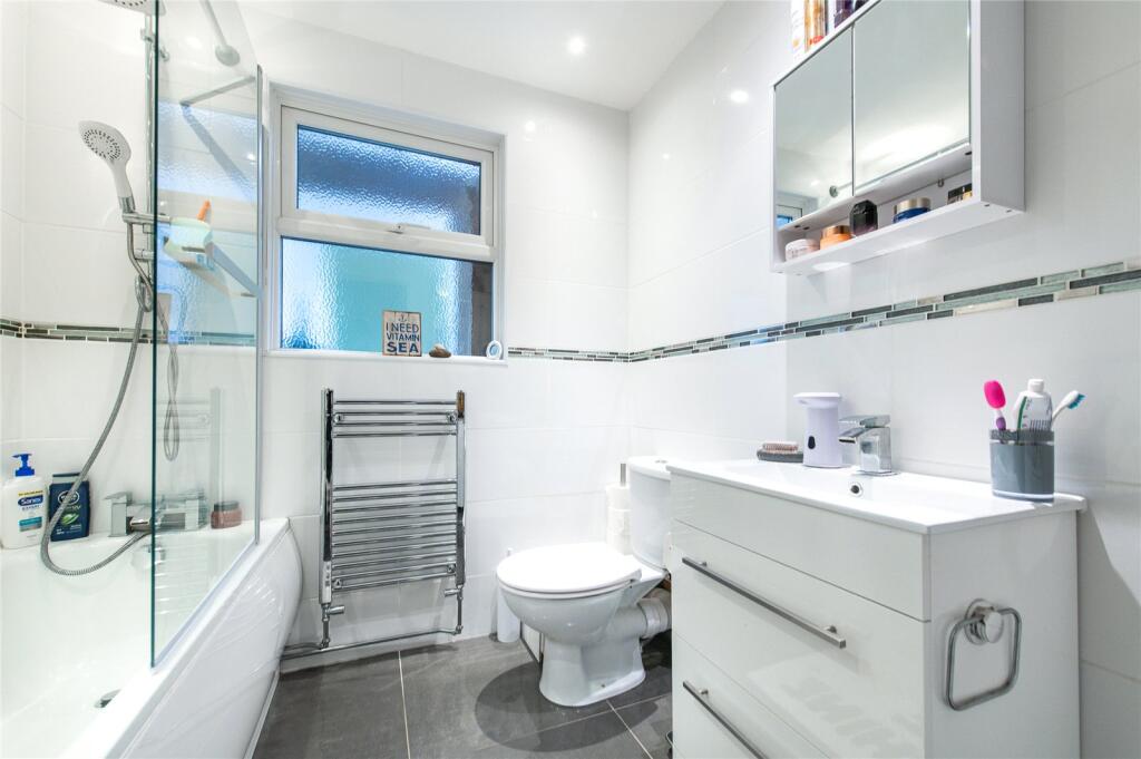 Additional image 6 of The Hollies, Gravesend, Kent, DA12