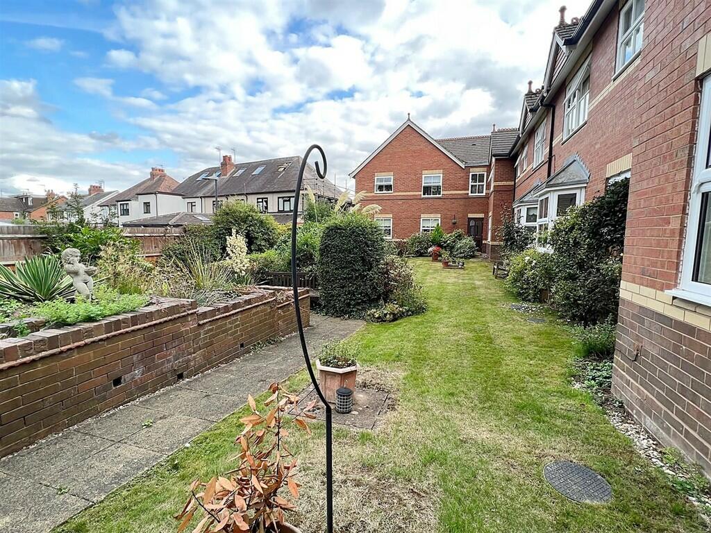 Additional image 16 of Moorlands Lodge, Moorlands Avenue, Kenilworth