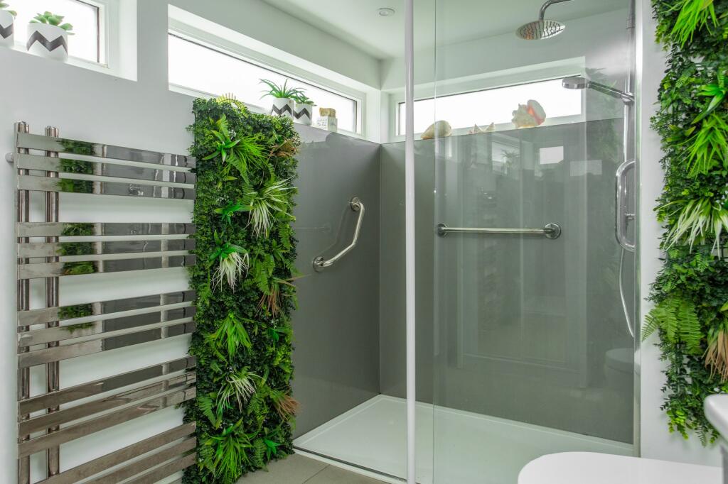 Additional image 4 of Island Wall, Whitstable, CT5