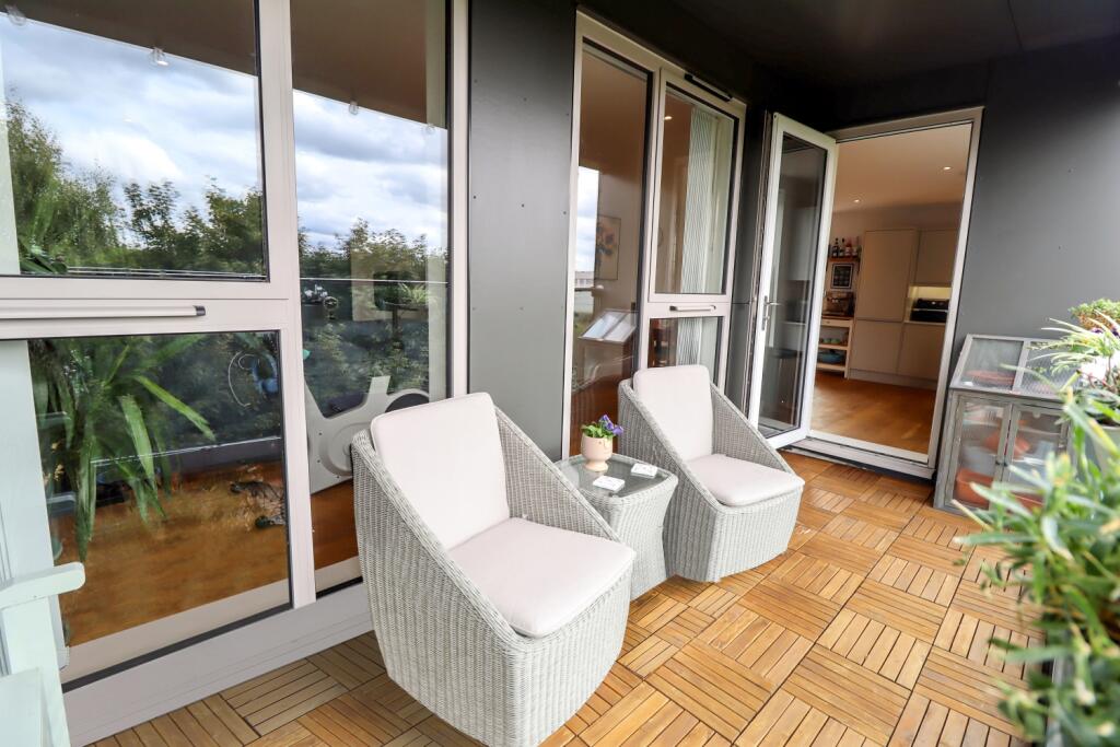 Additional image 14 of 2 Progressive Close, Sidcup, Kent, DA14