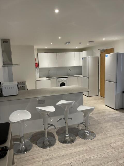 Additional image 4 of Room 3, Flat 1, Trinity Street, Leamington Spa