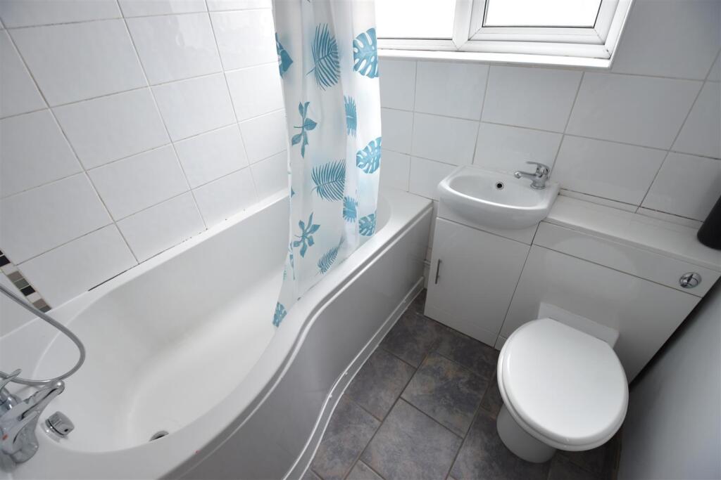 Additional image 5 of Thwaite Close, Erith