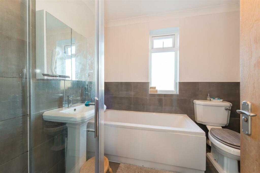 Additional image 9 of Staines Hill, Sturry