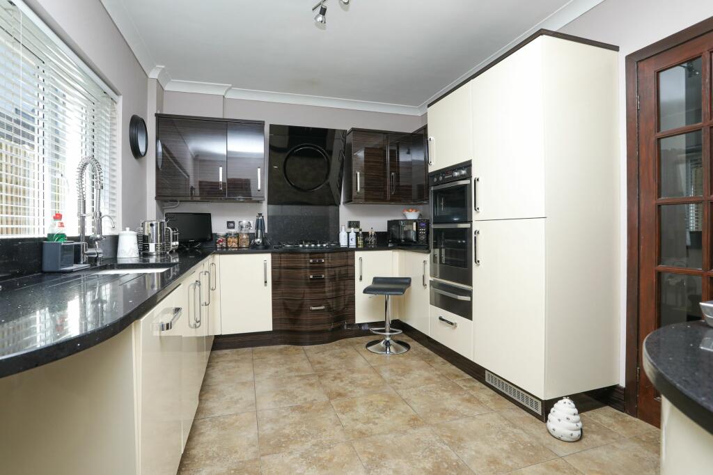 Additional image 8 of Royal Esplanade, Margate, CT9