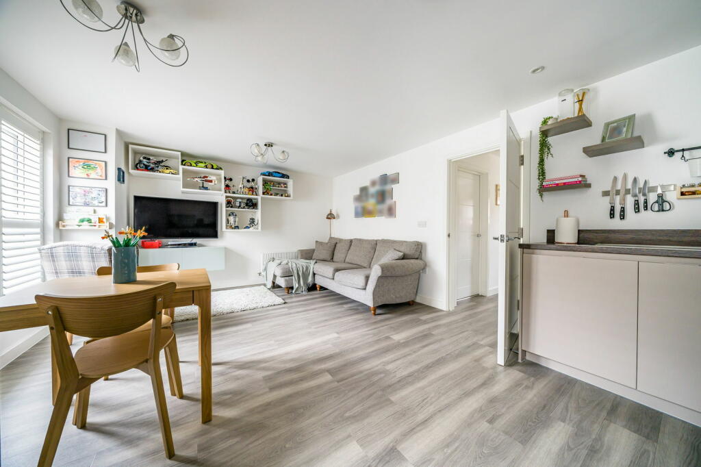 Additional image 5 of Somerset Court, Northfleet, Gravesend, Kent, DA11