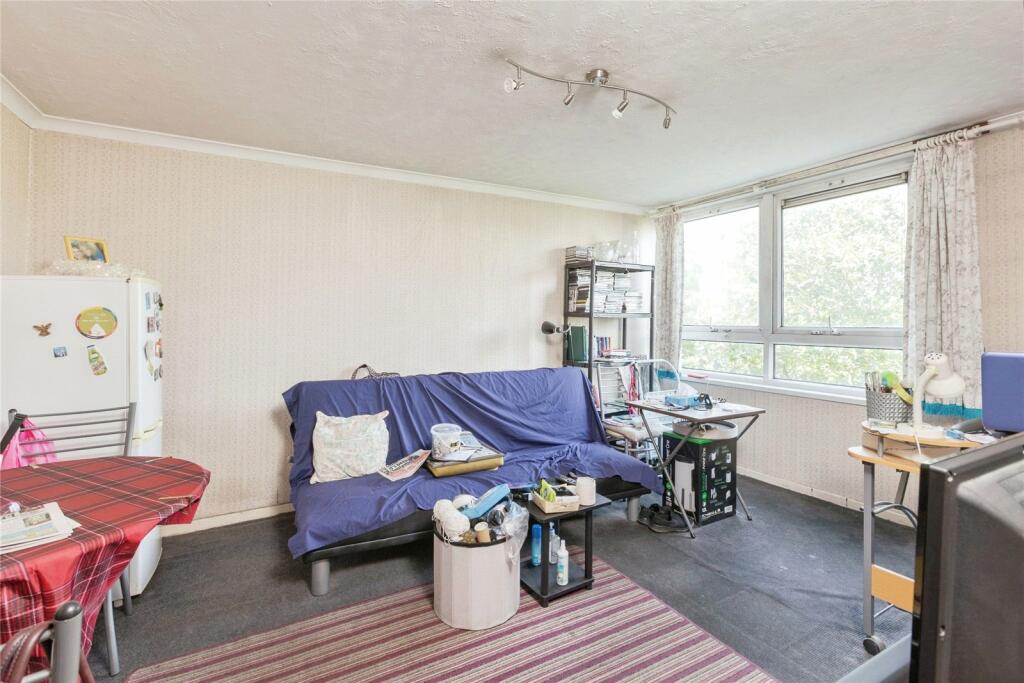 Additional image 2 of Homemead Close, GRAVESEND, Kent, DA12