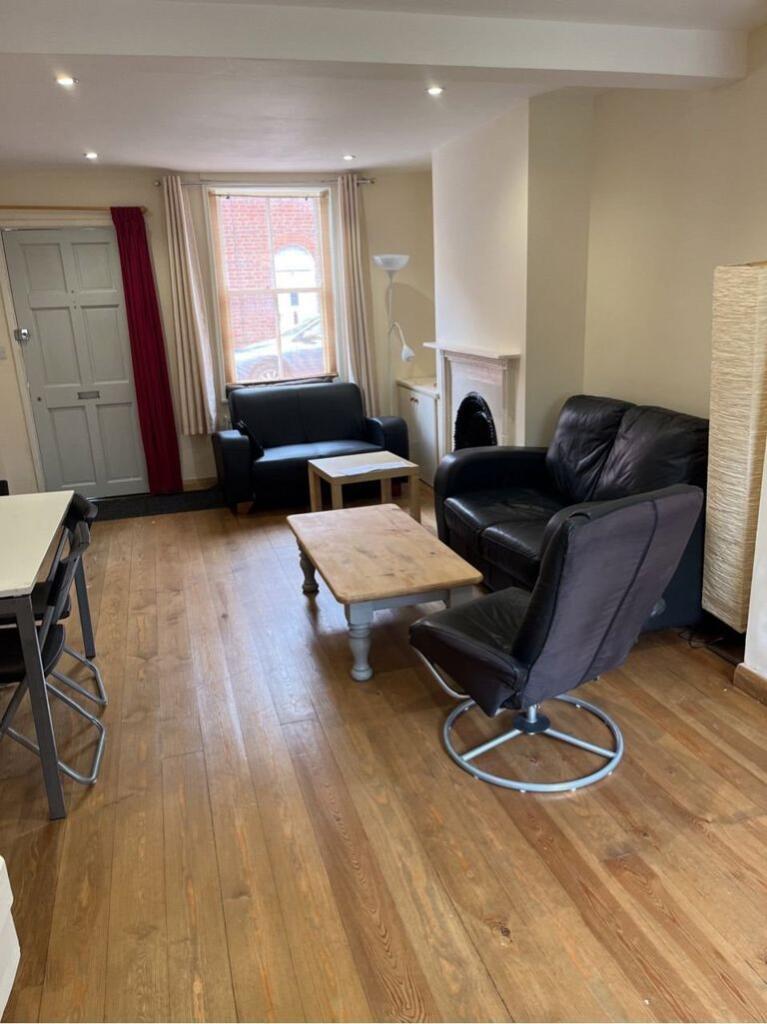 Additional image 4 of Cross Street, St. Dunstans, Canterbury Ref 2011