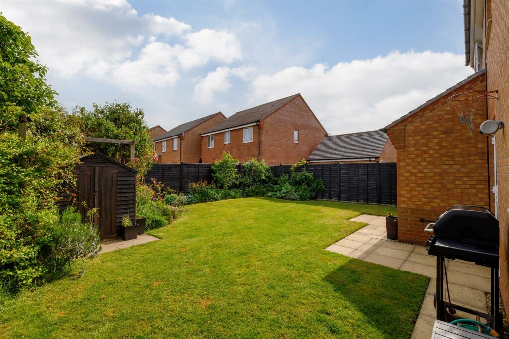 Additional image 24 of Brackley Crescent, Warwick