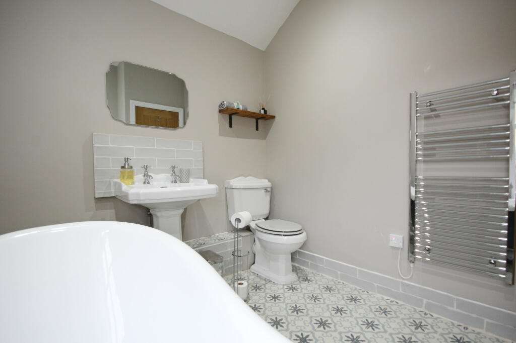 Additional image 21 of Dutton Locks,  Acton Bridge, CW8