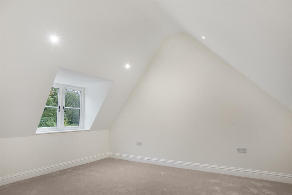 Additional image 13 of Main Road, Austrey