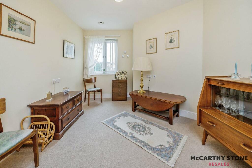 Additional image 13 of Salmon Court, Stratford Road, Wellesbourne, Warwick