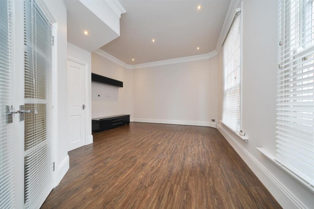 Additional image 5 of Leam Terrace, Leamington Spa