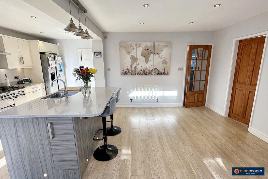 Additional image 10 of Dorcas Close, Thornhill, Nuneaton, CV11 6XL