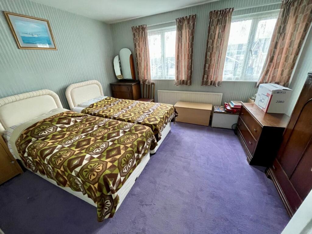 Additional image 7 of Kites Close, Warwick