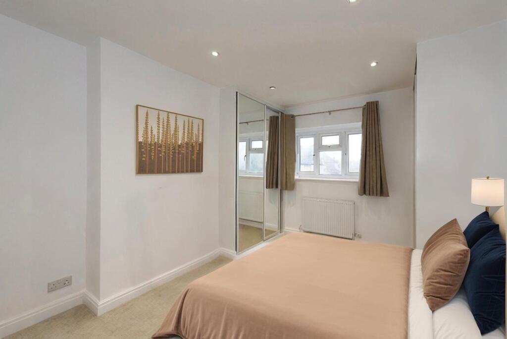 Additional image 8 of Faygate Crescent, South Bexleyheath, DA6