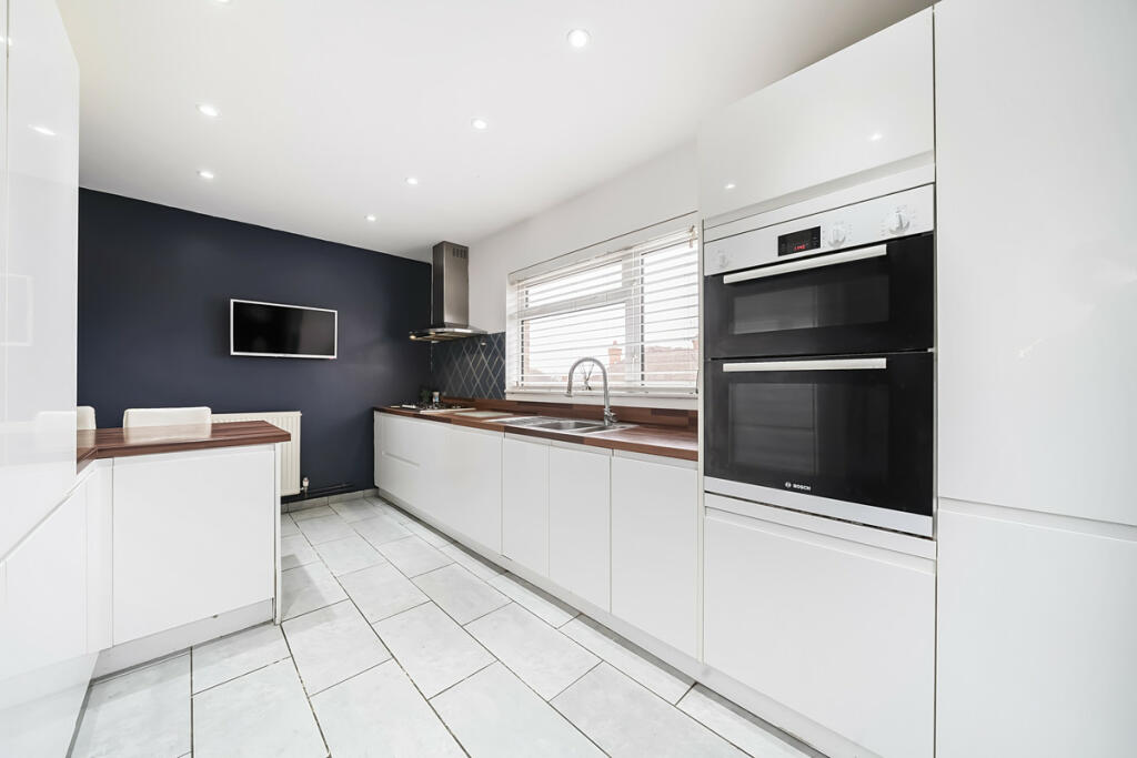 Additional image 13 of The Drive, Gravesend, DA12