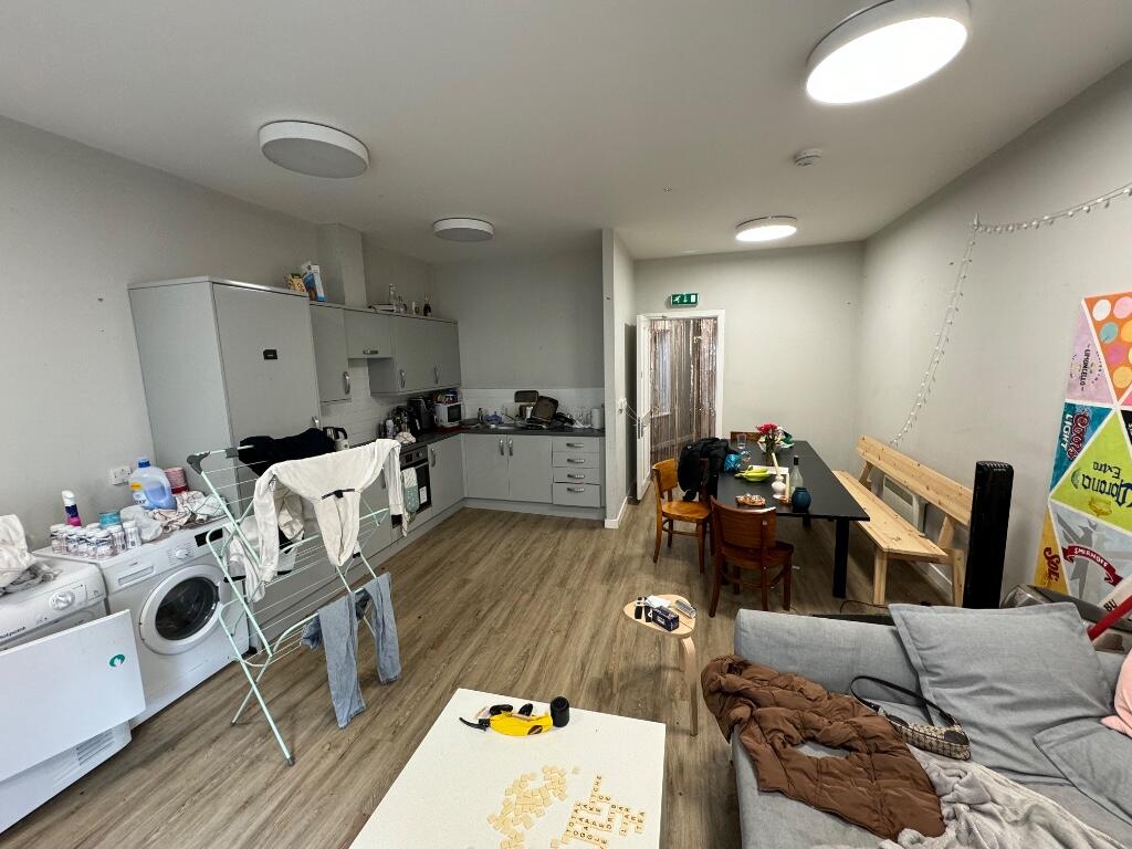 Additional image 7 of 72 North Road, Durham City, DH1