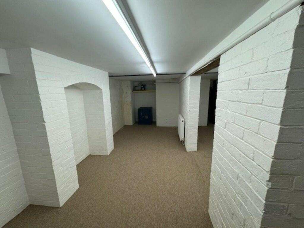 Additional image 16 of Commercial Property For Rent, Warwick Road, CV35 9ND