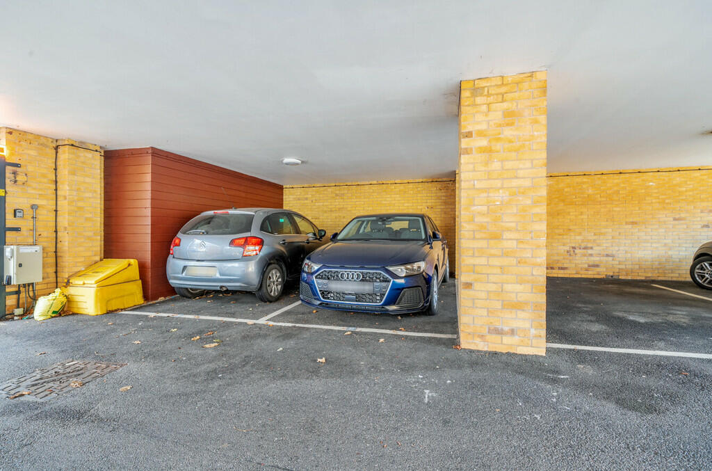 Additional image 7 of Maylands Drive, Sidcup, DA14 4BF