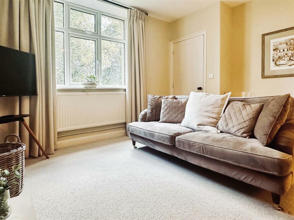 Additional image 10 of Greaves Lane, Ashford-In-The-Water, Bakewell, Derbyshire, DE45 1QH