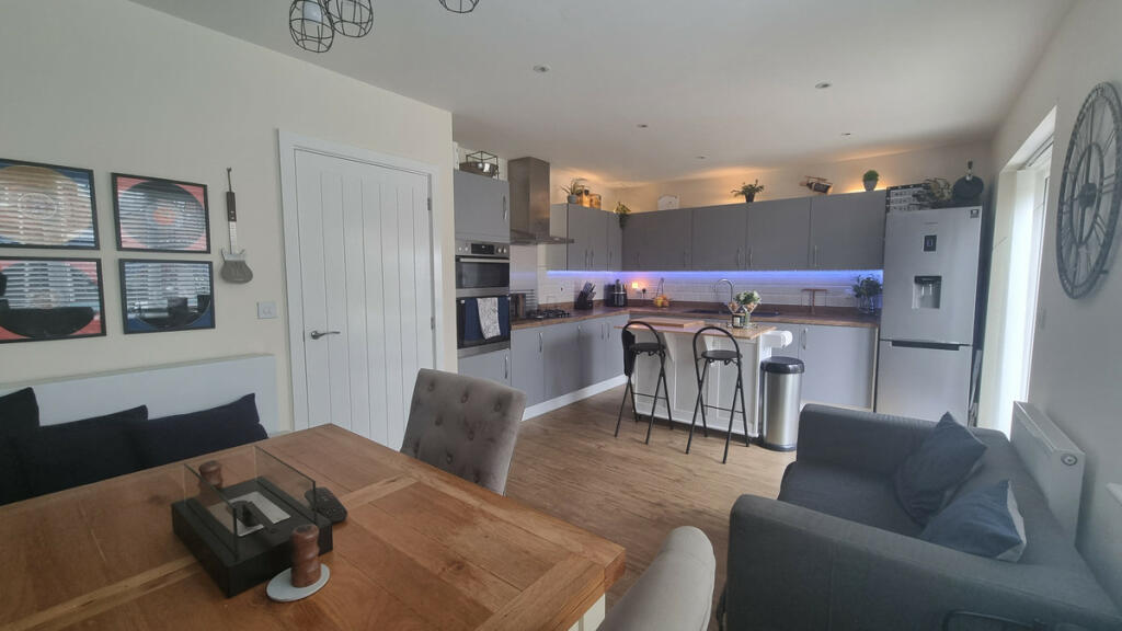 Additional image 2 of Moorhen Grove, Southam, CV47