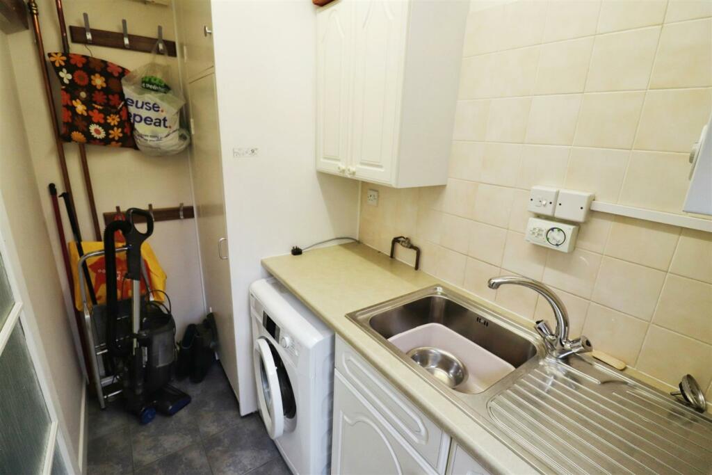 Additional image 9 of Henley Cl, Nuneaton