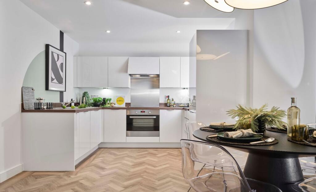 Additional image 14 of Whiting Avenue, Greenhithe, Kent, 
DA9 9YW.