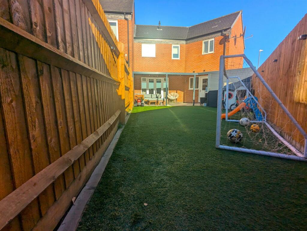 Additional image 23 of Tulip Tree Road, Nuneaton