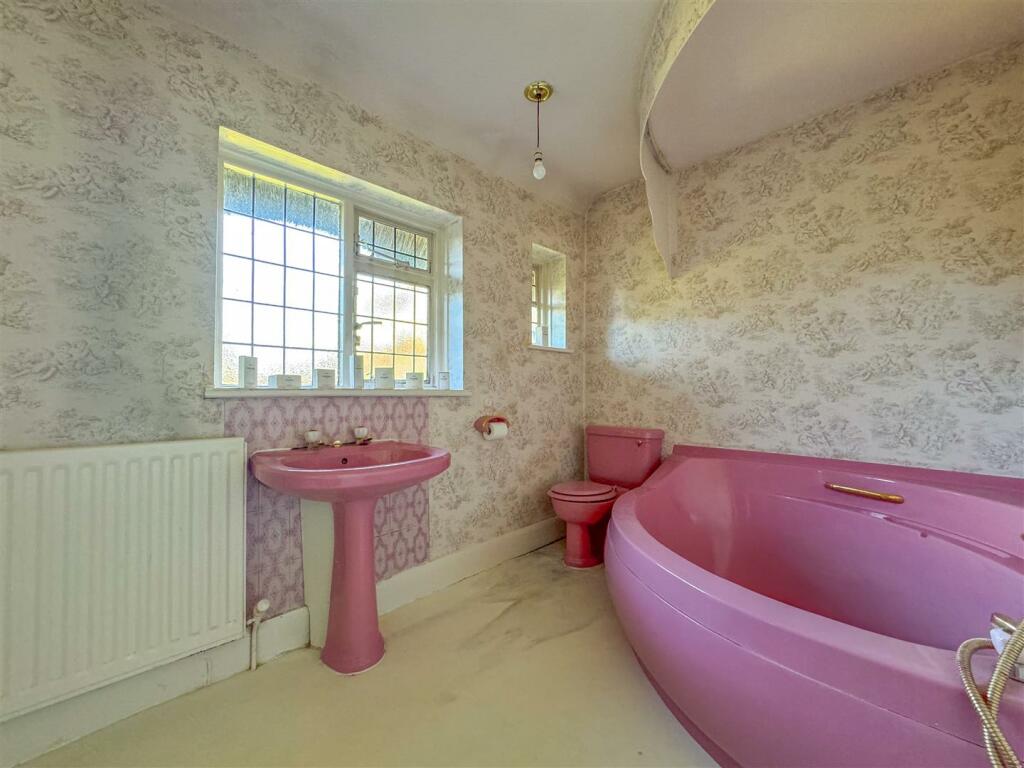 Additional image 11 of Lutterworth Road, Whitestone