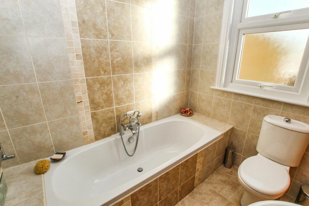 Additional image 24 of Holmscroft Road, Herne Bay