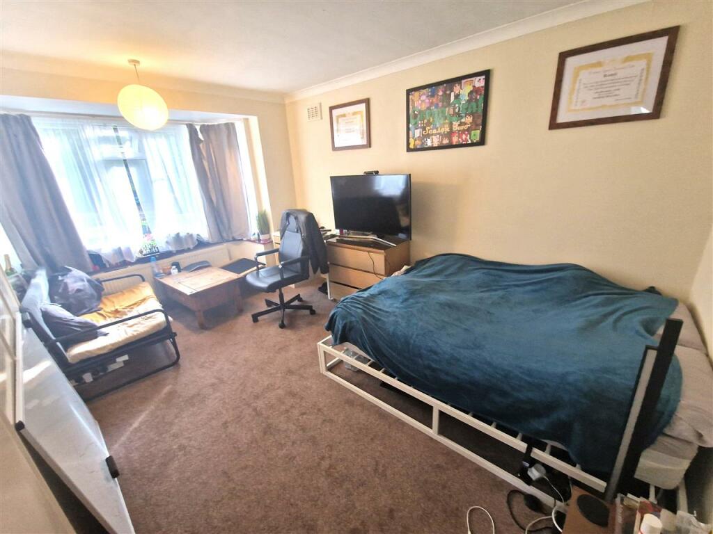 Additional image 5 of Hales Drive, Canterbury, Canterbury