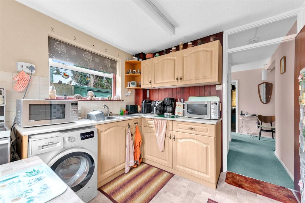 Additional image 11 of Rossland Close, Gravel Hill, Bexleyheath, Kent, DA6