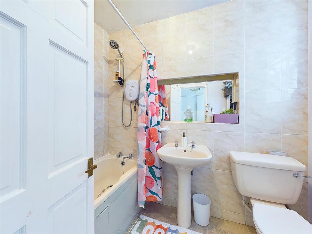 Additional image 5 of Ilford Court, Binley Woods, Coventry